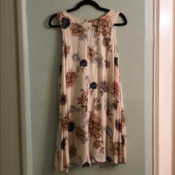 Floral Audrey Lace up Dress - Picture 2 of 3